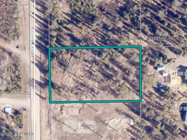 L10 Milky Way St, Kenai, AK 99611