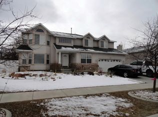 252 E Cranberry Hill Dr, Draper, UT 84020