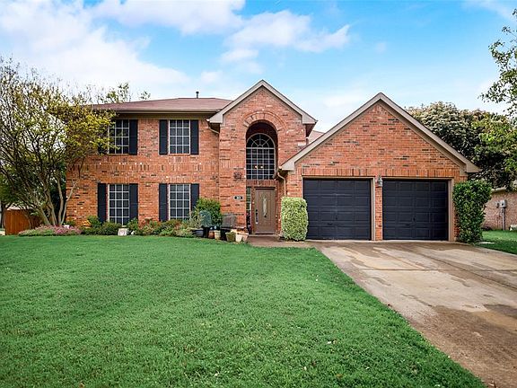 2nd image of 301 Chaparral Dr