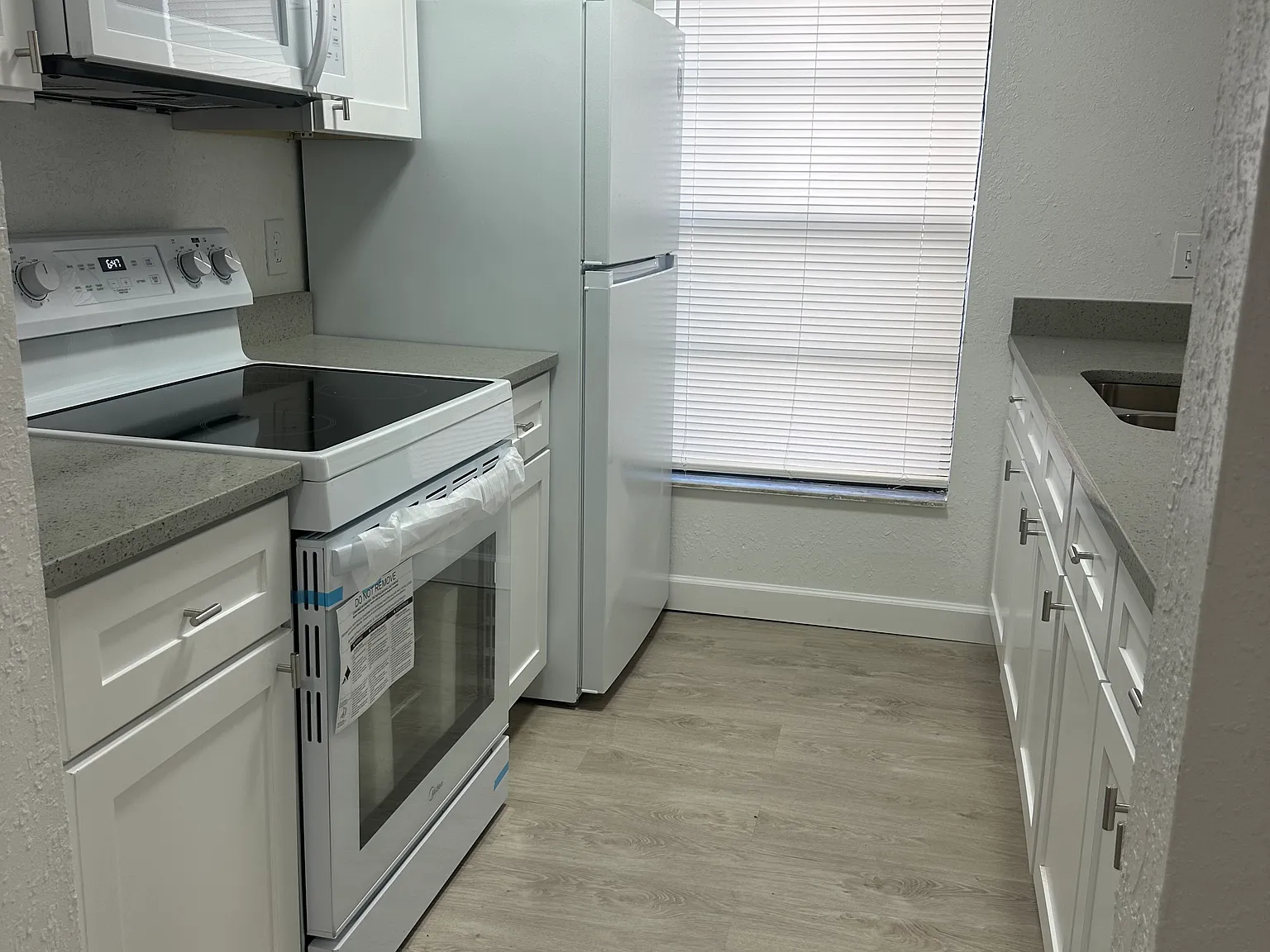 2 bed, 960 sqft, $1,650 — Photo 3