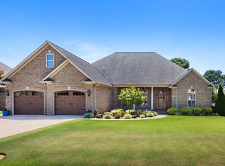 210 Cottonwood Run, Florence, AL 35630