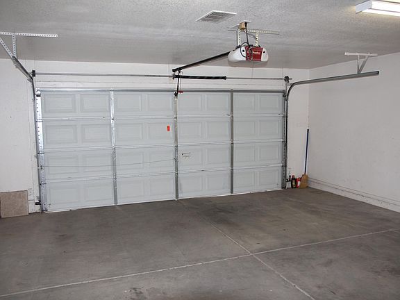 5th image of 1117 S Bonnie Ln