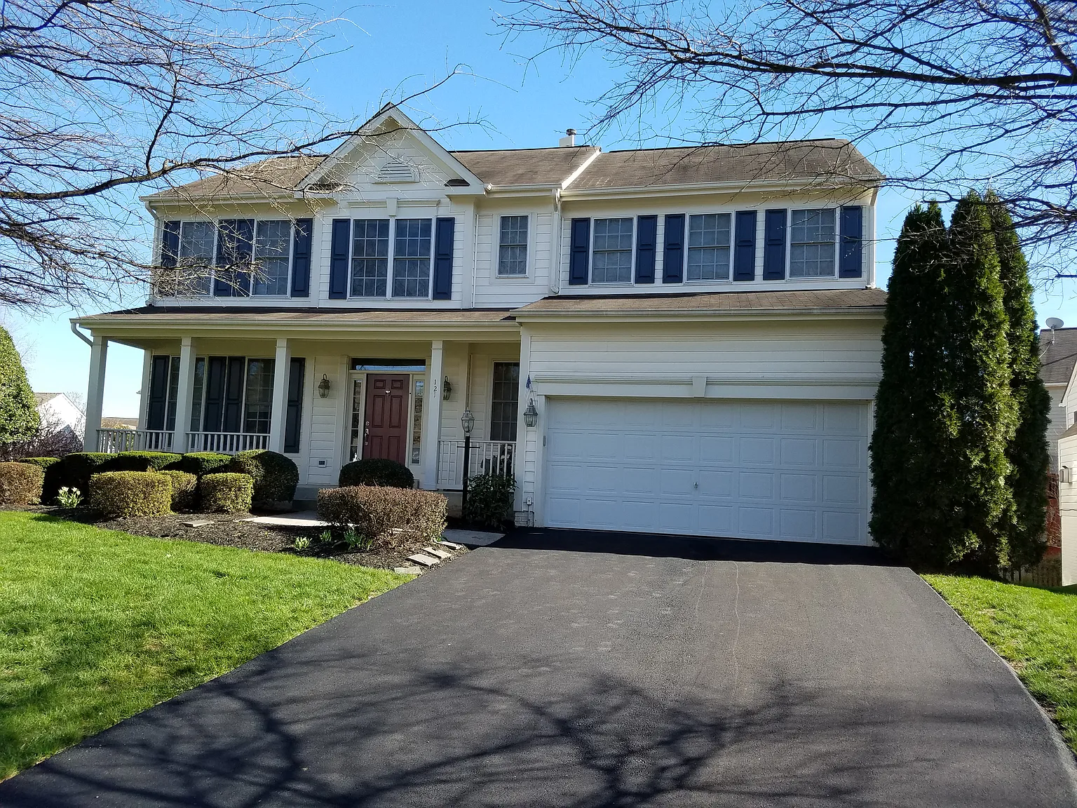 121 Meade Dr SW photo 1