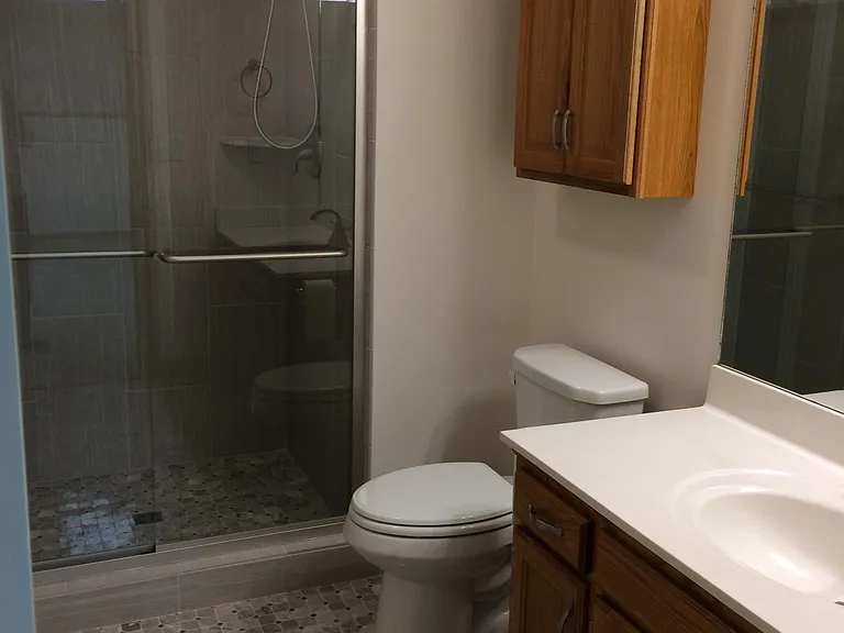 1200 NE Franklin Dr — Photo 28