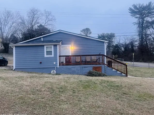 3813 McDonald Rd, Knoxville, TN 37914