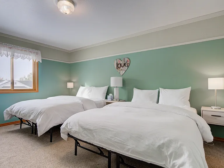 402 S Yellowstone Ave — Photo 42