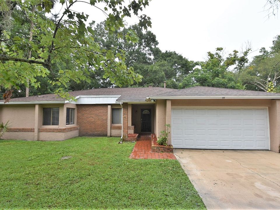 1st image of 806 Buckie Dr