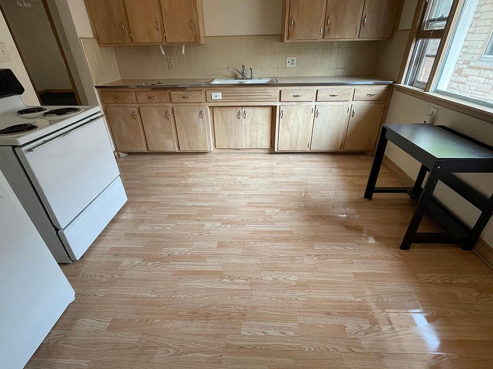 1st image of 3342 N Downer Ave