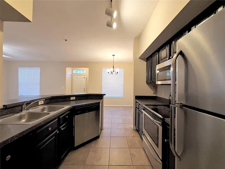 6029 Westgate Dr #712 — Photo 11