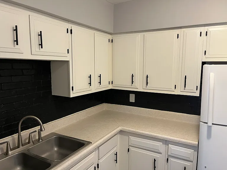 1919 Kensington Rd #1 — Photo 16