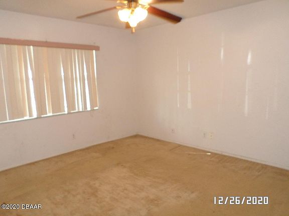 5th image of 293 Eddie Ave