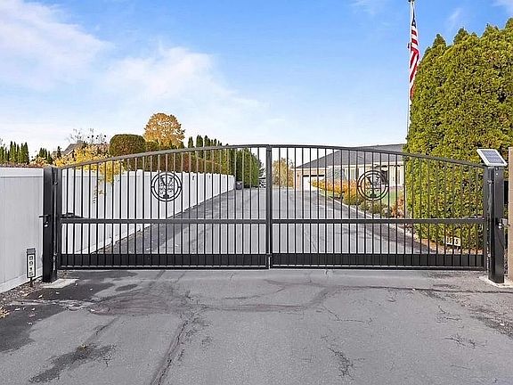 2nd image of 8915 W Argent Rd