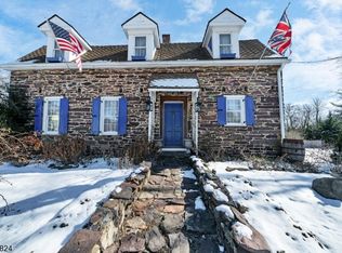 1064 Old York Rd, Ringoes, NJ 08551