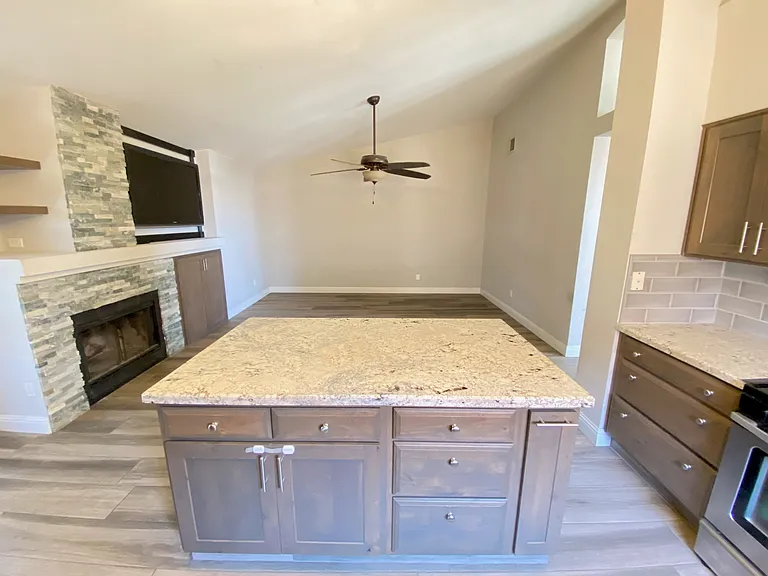 4319 Stride Way — Photo 7