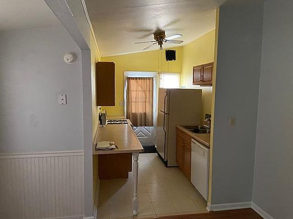 5th image of 3036 Dale Ave