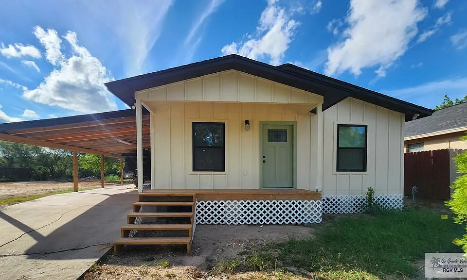 6761 Laguna Madre Dr
