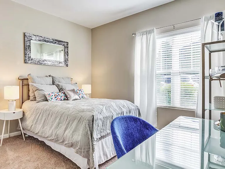 Regency Place — Photo 4