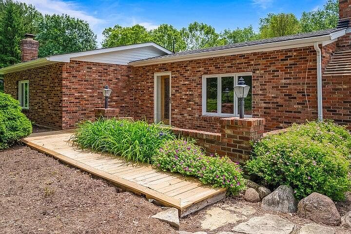 1st image of 3407 Bean Oller Rd