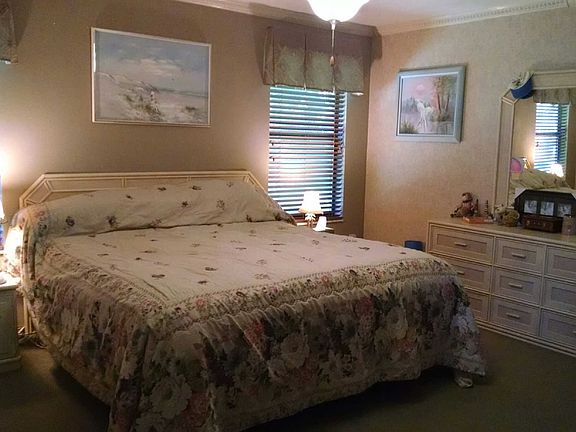 4th image of 104 Lazy Fox Lair