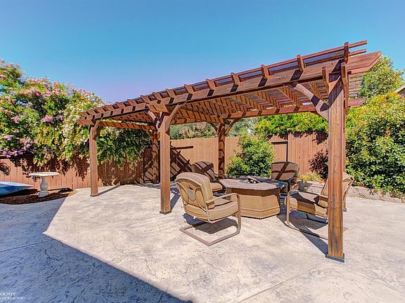 5th image of 18774 Lodestone Ct