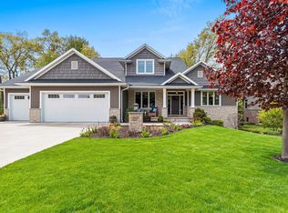 1954 Telemark Ct, Green Bay, WI 54313