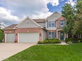 5 Sable Oaks Ct, Bloomington, IL 61704