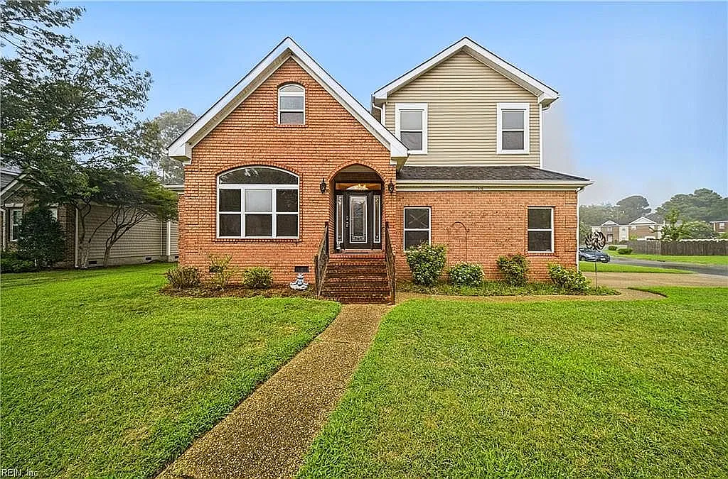 4 bed, 3.5 bath, 3400 sqft, $4,000 — Photo 3