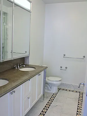 Rented by Sotheby's International Realty | media 16