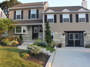 8019 Narvon St, Philadelphia, PA 19136