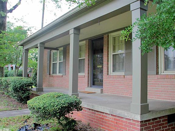 2nd image of 5524 Country Club Blvd