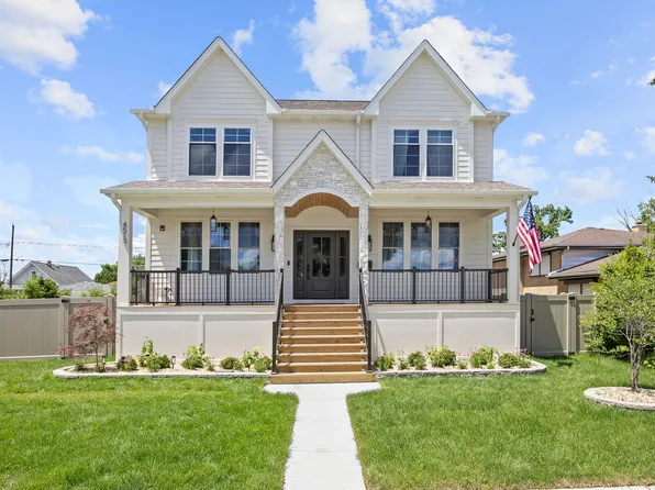 4510 Raymond Ave, Brookfield, IL 60513