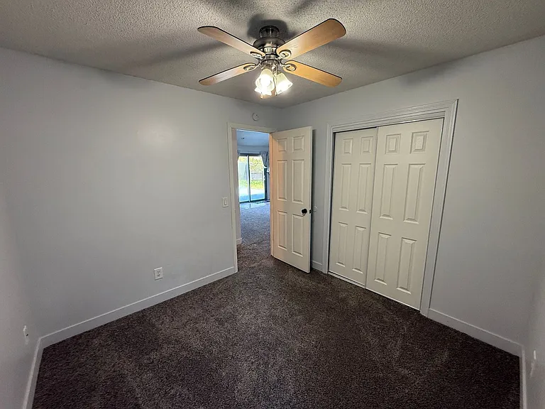 7812 Brookfield Dr — Photo 10