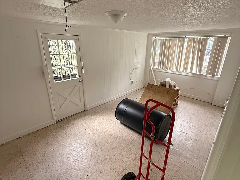 3412 Olsen Ln — Photo 11