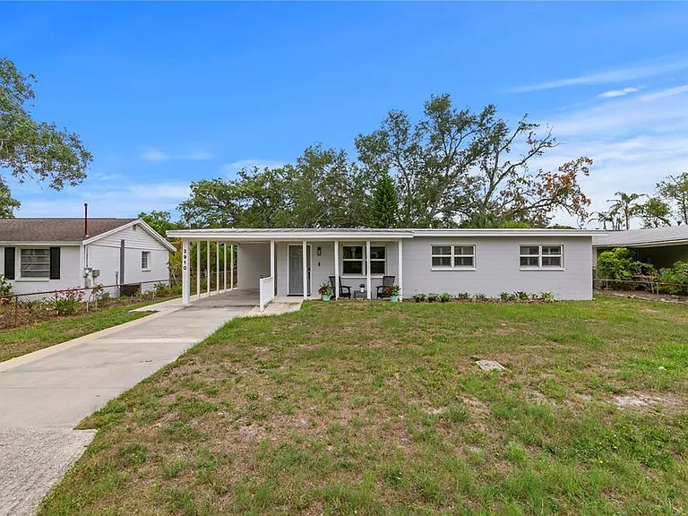 2910 W Price Ave — Photo 1
