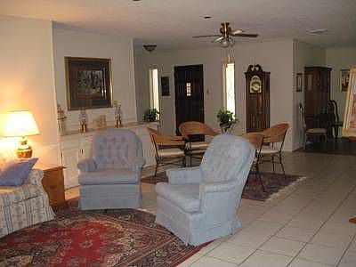 4th image of 117 Palm Valley Dr W