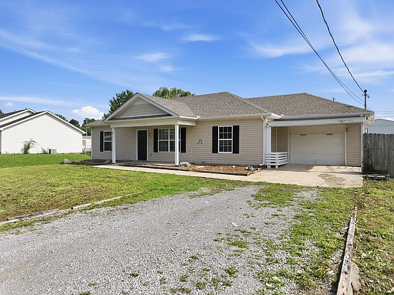 2nd image of 204 Cottonwood Dr
