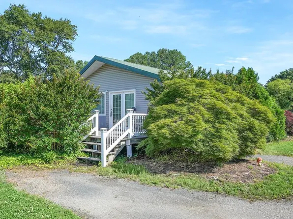 32543 Chincoteague Rd, New Church, VA 23415