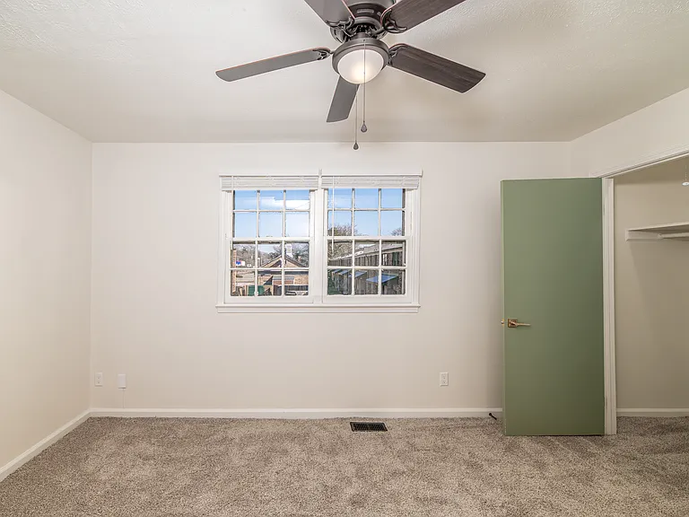 Bayview Apartments — Photo 19