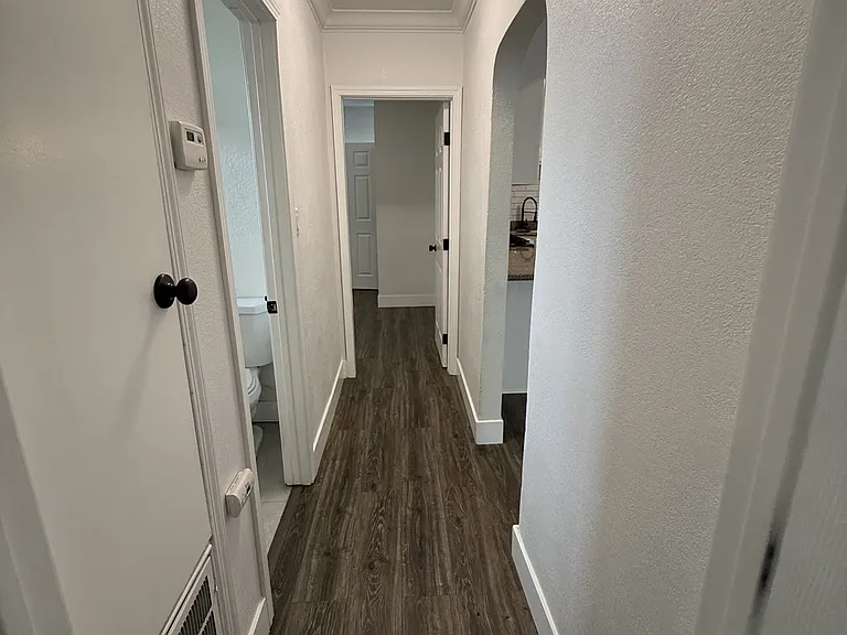 3883 12th Ave — Photo 12