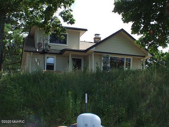4th image of 22051 Leota Dr