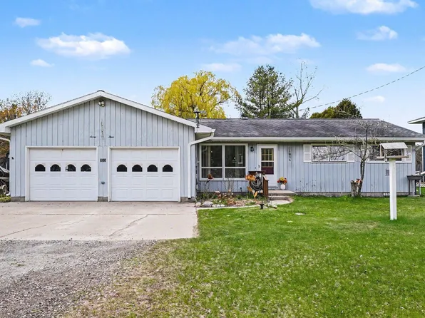 733 Monument Rd, Tawas City, MI 48763