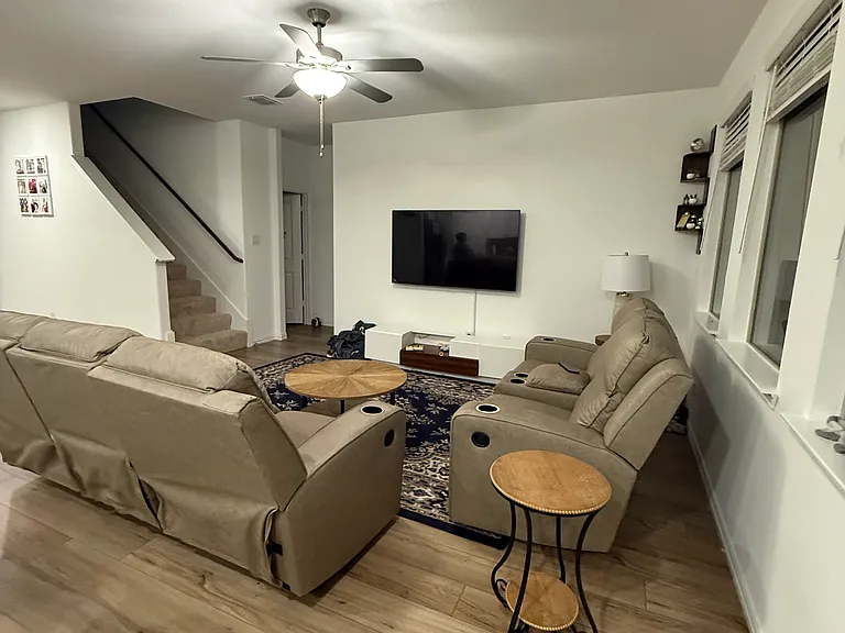 8432 Butterfly Ln — Photo 5