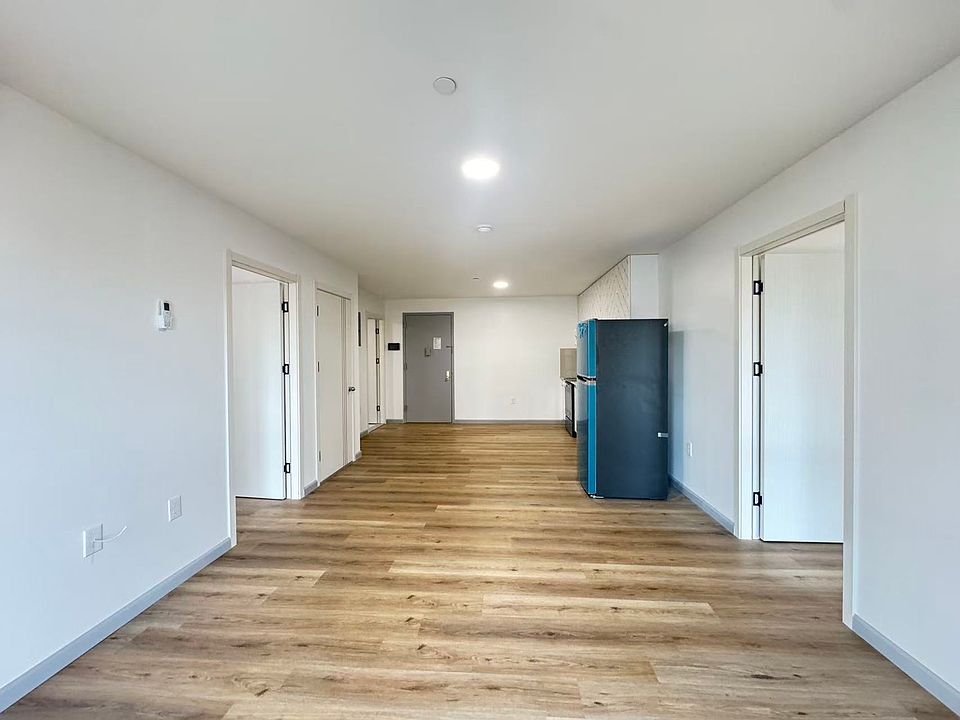 1st image of 70-25 Queens Blvd #3CC