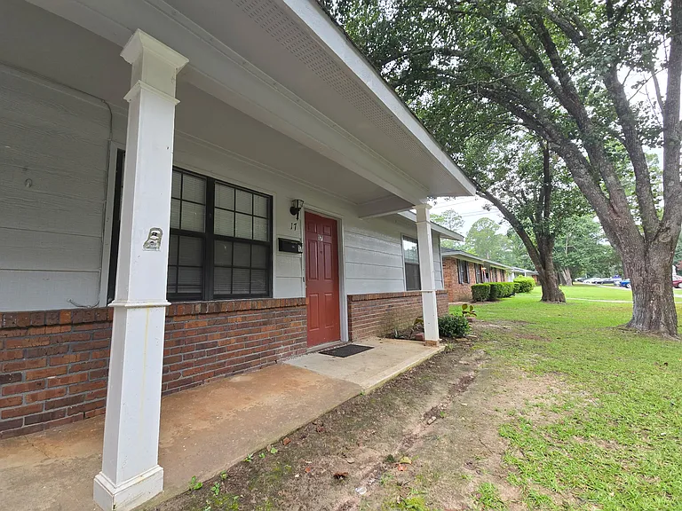 1808 Kings Chapelunit #9 — Photo 10
