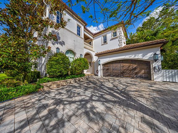 4th image of 629 Boca Marina Court
