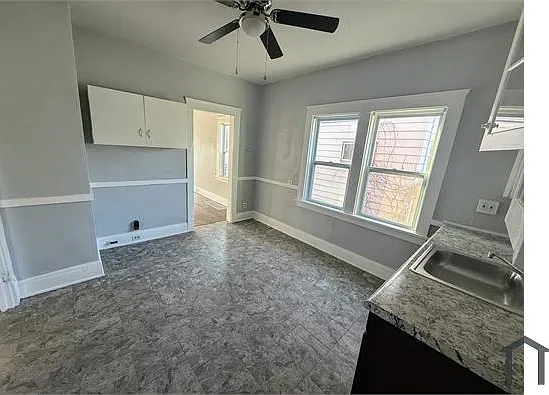 951 Royal Rd #LOWER — Photo 11