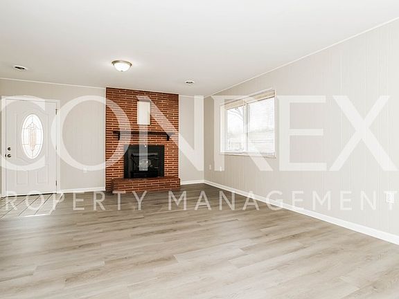 3rd image of 2420 Fulbourne Dr