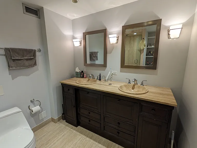 Bathroom 2_05232023