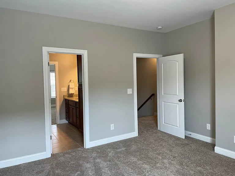 2510 Gallery Dr — Photo 18