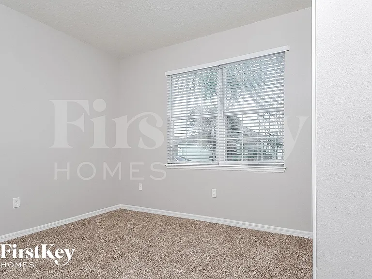 5276 Krenson Woods Way — Photo 12
